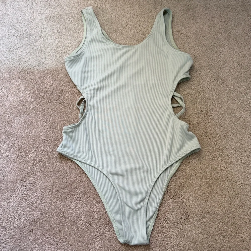 Girls Swimwear Mint Green Ribbed Knit One Piece Cut Out Swim Bathing Suit 14
